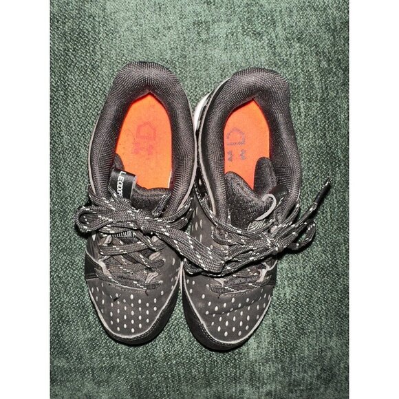 Under Armour Leadoff Low RM Black/Black 3025600-001 Youth Cleats 1.5Y - Picture 4 of 10